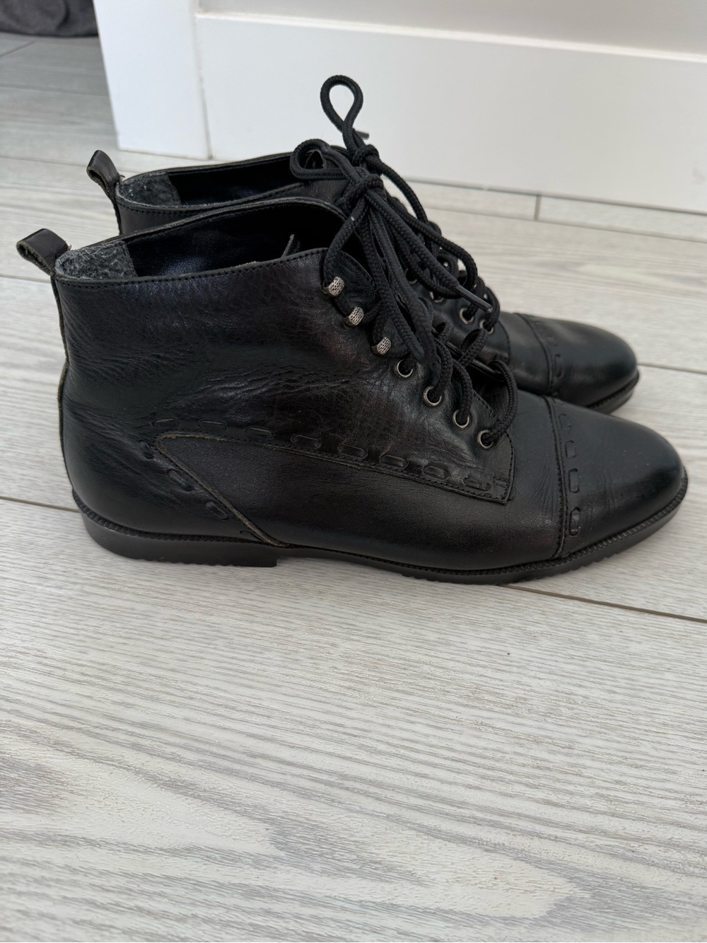 Dexter black leather ankle boots 7M lace up western equestrian vintage Brazil